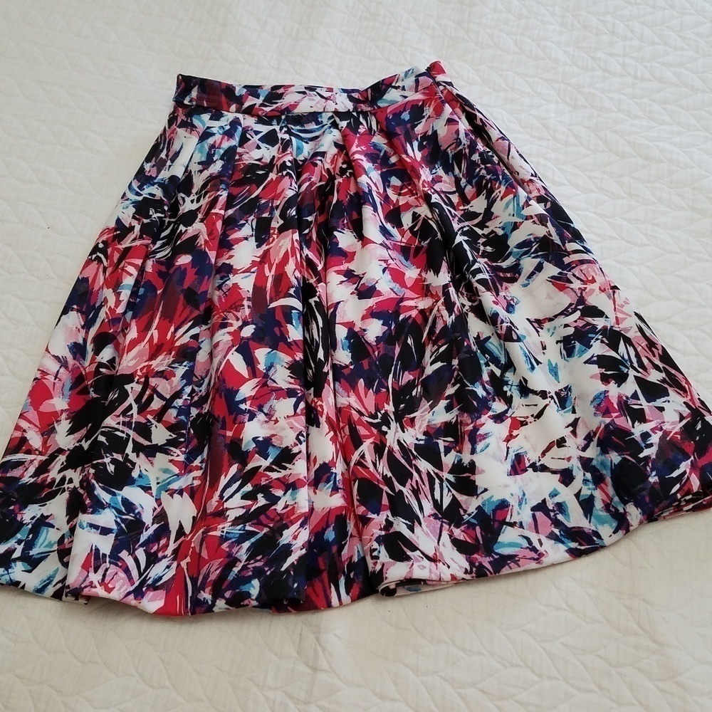 Parker Multi colored high waisted pleated skirt